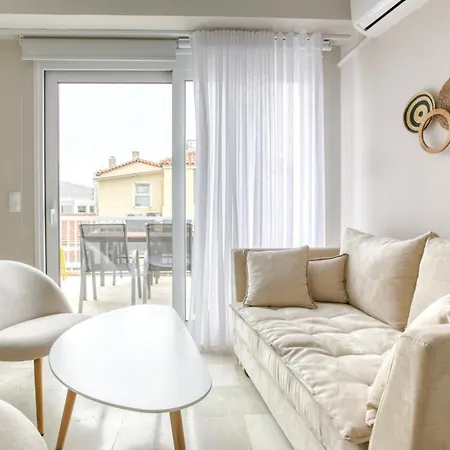 Apartment Avgi - Premium Acropolis View - Family Bedroom