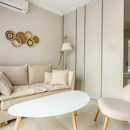 Avgi - Premium Acropolis View - Family Bedroom