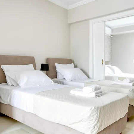 Avgi - Premium Acropolis View - Family Bedroom