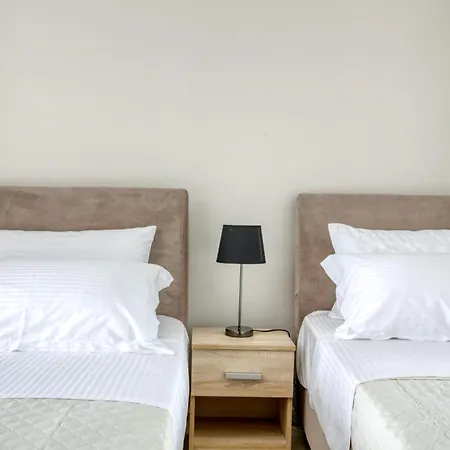 Avgi - Premium Acropolis View - Family Bedroom Athens